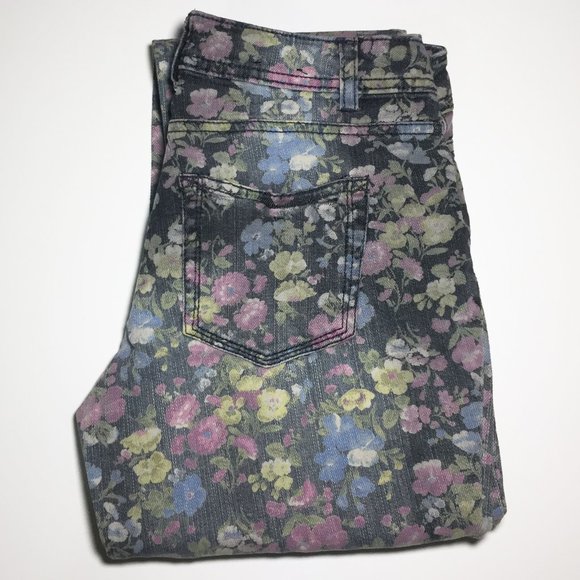 🍒5/$20🍒 g21 Floral Skinny Jeans. Cream - Picture 2 of 8